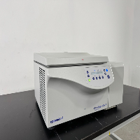 Eppendorf 5804R Refrigerated Centrifuge image 0